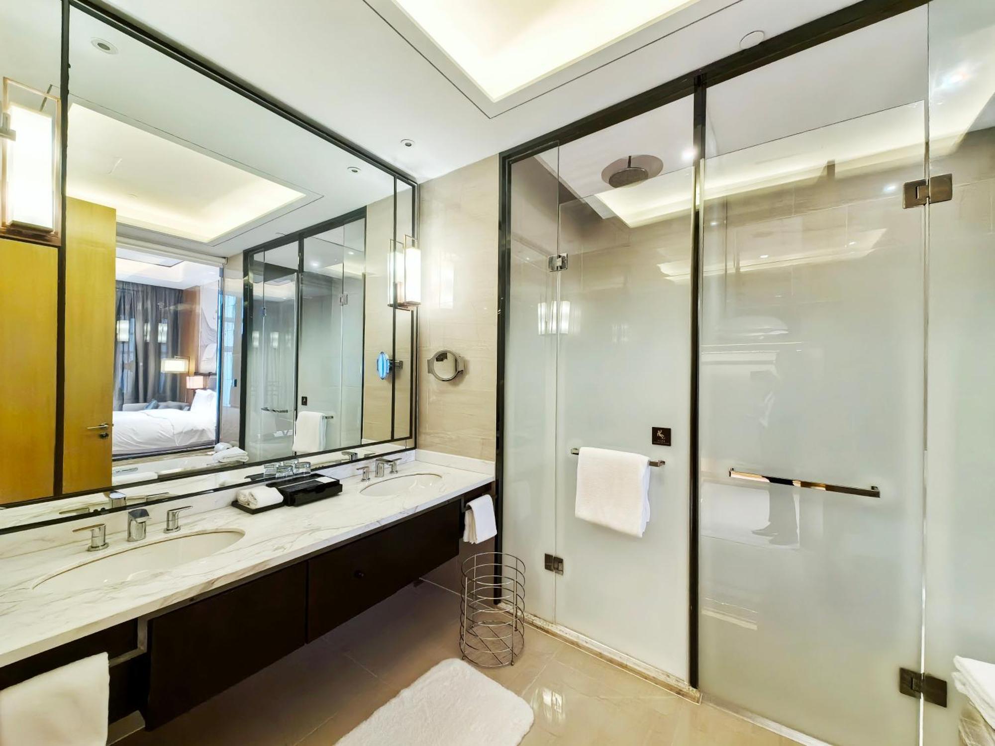 מלון Doubletree By Hilton Ningbo Beilun מראה חיצוני תמונה