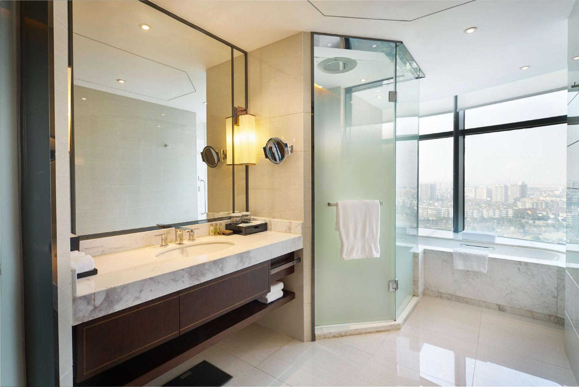 מלון Doubletree By Hilton Ningbo Beilun מראה חיצוני תמונה